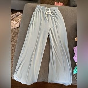 Elastic waist trousers